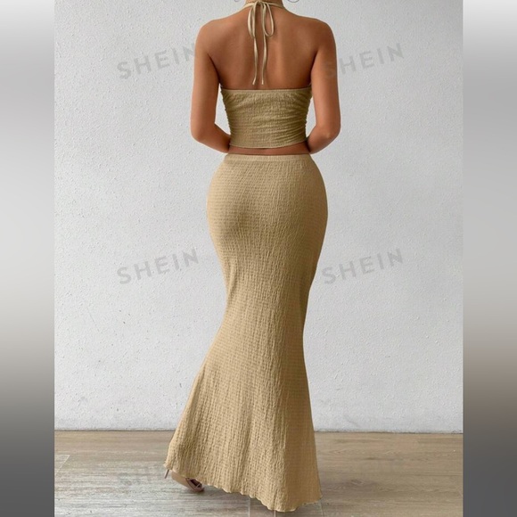 SHEIN Solid V-Neck Top And Skirt Set 4 •Brand New• - Picture 2 of 4